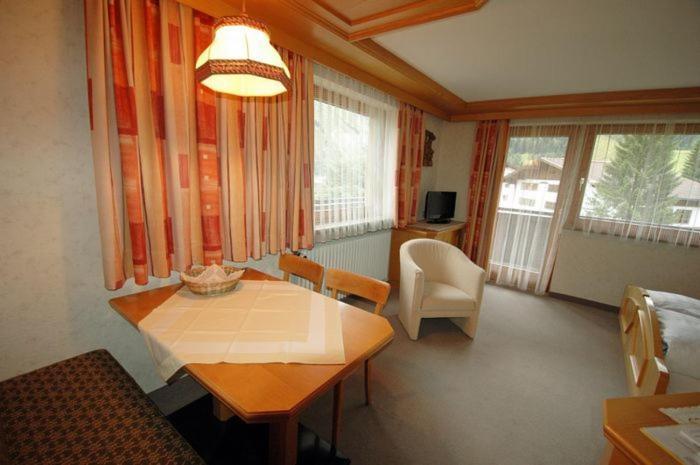 Ferienwohnung Tanneck Garni Berwang Exterior foto